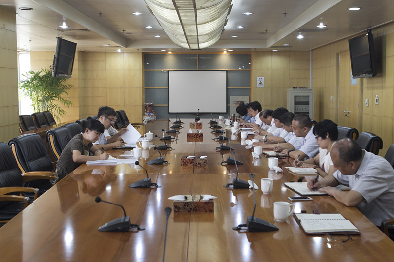 11名新任集團(tuán)中層管理人員參加集體廉政談話